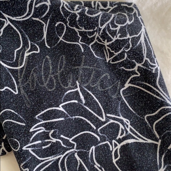 Fabletics leggings. - Picture 4 of 4